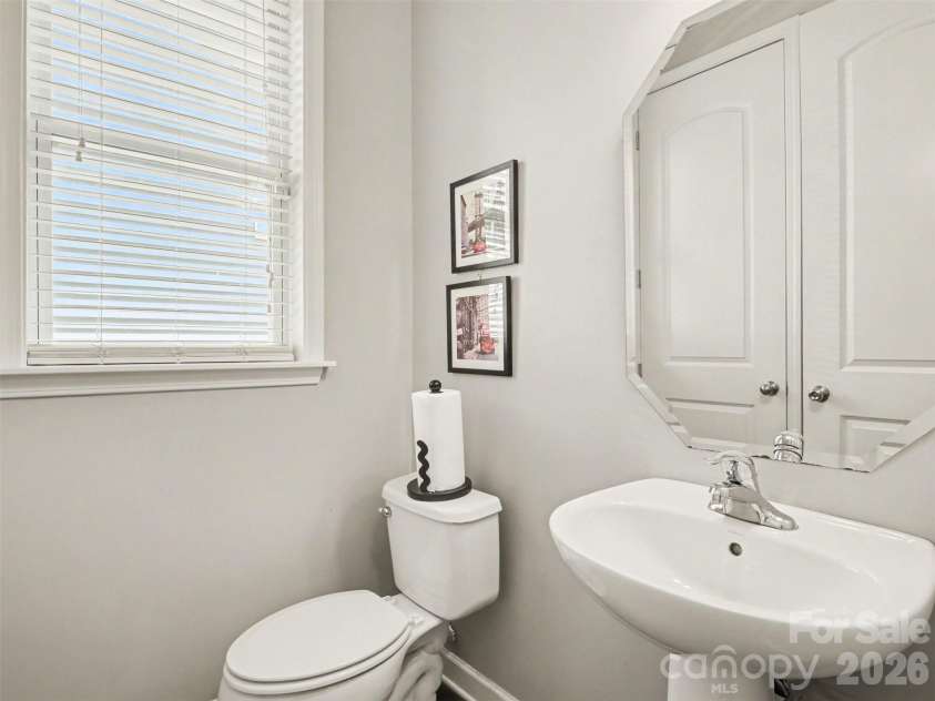 7128 Toxaway Lane, Charlotte, NC 28269.  MLS# CAR4386205, YatesRealty ID 29054. 