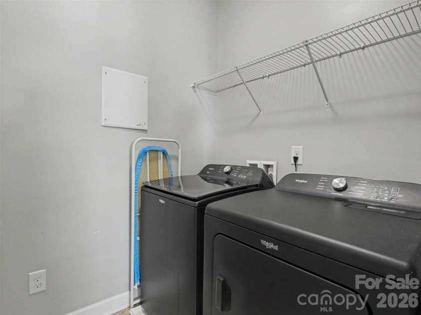 7128 Toxaway Lane, Charlotte, NC 28269.  MLS# CAR4386205, YatesRealty ID 29054. 