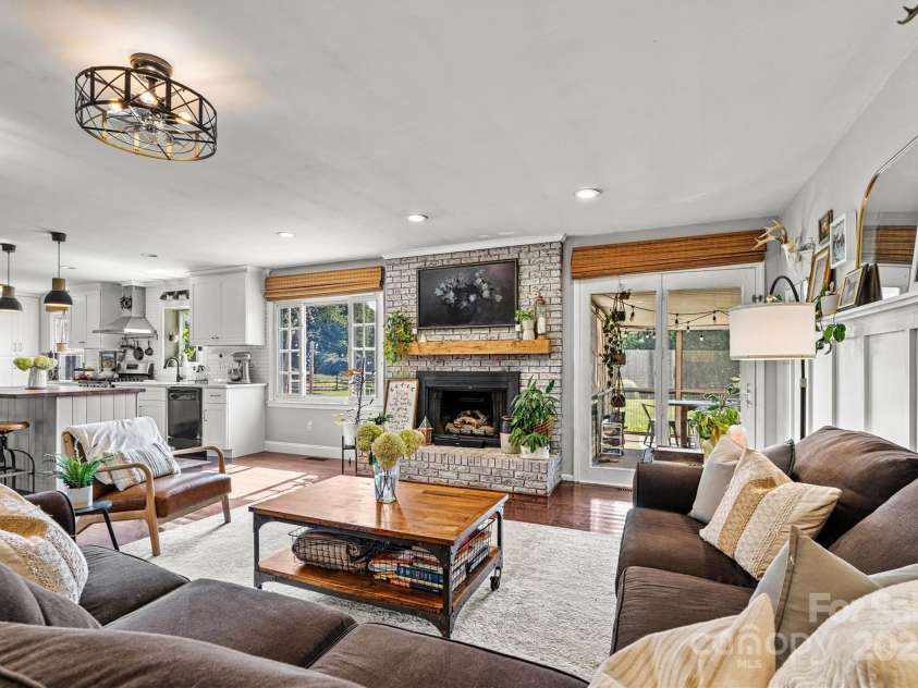 978 La Forest Lane, Concord, NC 28027.  MLS# CAR4280916, YatesRealty ID 29055. 