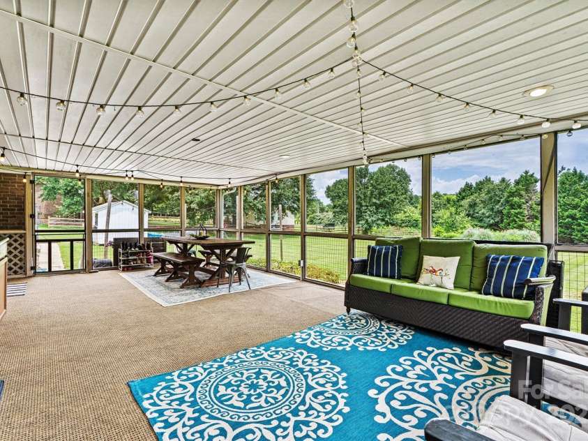 978 La Forest Lane, Concord, NC 28027.  MLS# CAR4280916, YatesRealty ID 29055. 