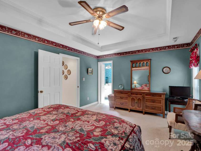 7429 Rock Island Road, Charlotte, NC 28278.  MLS# CAR4286625, YatesRealty ID 29056. 