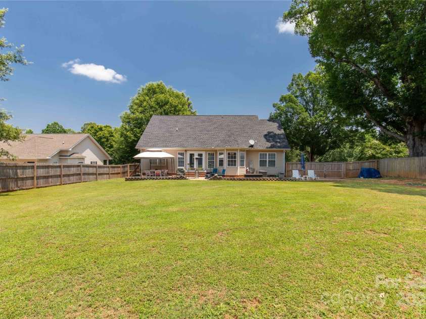 1530 Danlee Drive, Lancaster, SC 29720.  MLS# CAR4267110, YatesRealty ID 29057. 