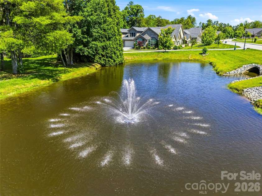 426 Summerfield Place, Flat Rock, NC 28731.  MLS# CAR4391226, YatesRealty ID 29057. 