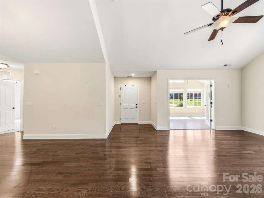 426 Summerfield Place, Flat Rock, NC 28731.  MLS# CAR4391226, YatesRealty ID 29057. 