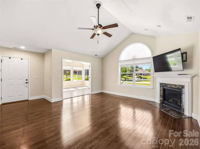 426 Summerfield Place, Flat Rock, NC 28731.  MLS# CAR4391226, YatesRealty ID 29057. 