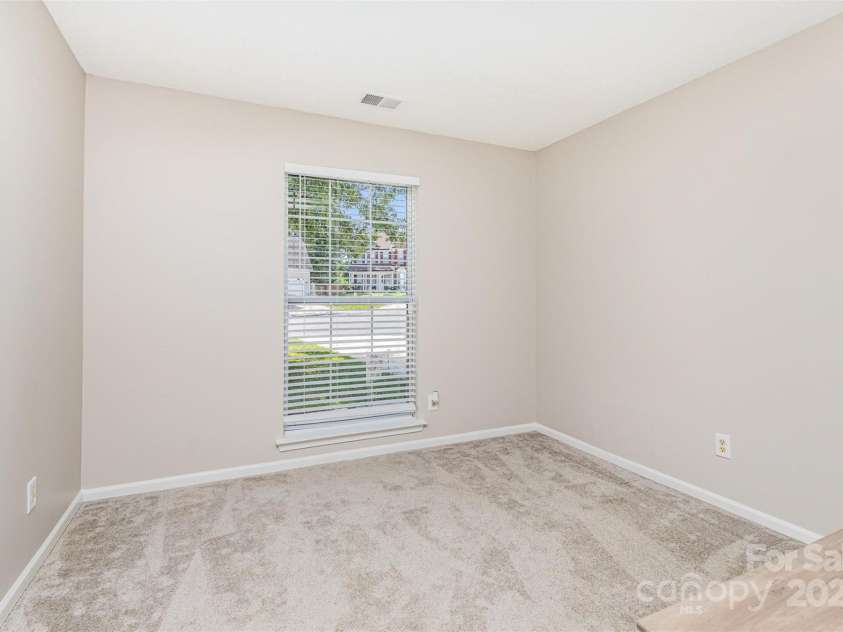 1909 Safflower Circle, Charlotte, NC 28262.  MLS# CAR4283020, YatesRealty ID 29058. 