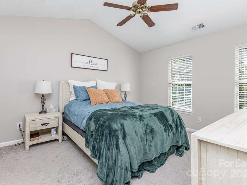 1909 Safflower Circle, Charlotte, NC 28262.  MLS# CAR4283020, YatesRealty ID 29058. 