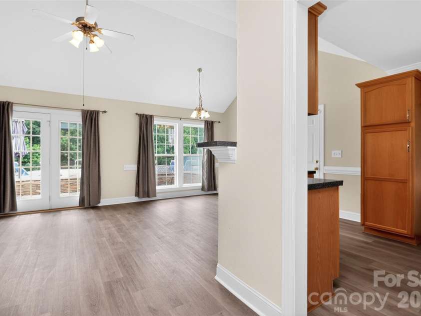 2823 Gourdvine Drive, Marshville, NC 28103.  MLS# CAR4382980, YatesRealty ID 29059. 