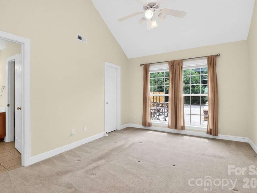 2823 Gourdvine Drive, Marshville, NC 28103.  MLS# CAR4382980, YatesRealty ID 29059. Primary Bedroom