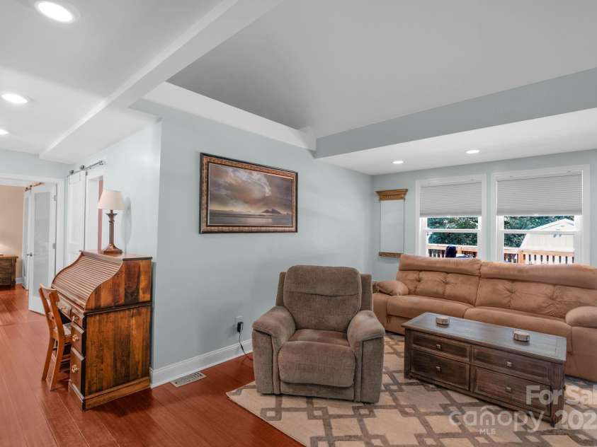 517 Grassy Creek Run, Chester, SC 29706.  MLS# CAR4285439, YatesRealty ID 29059. 