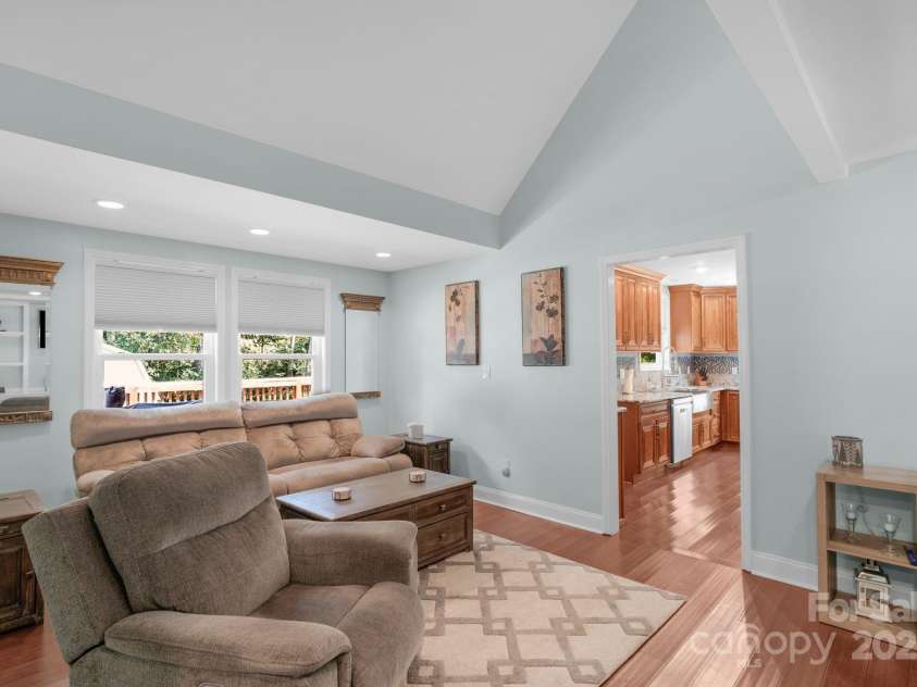 517 Grassy Creek Run, Chester, SC 29706.  MLS# CAR4285439, YatesRealty ID 29059. 