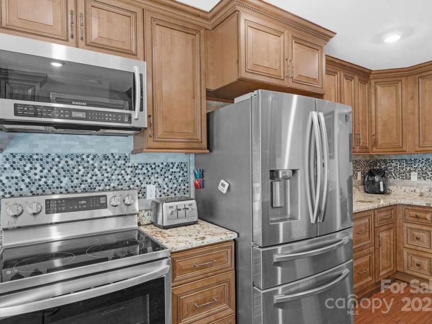 517 Grassy Creek Run, Chester, SC 29706.  MLS# CAR4285439, YatesRealty ID 29059. 