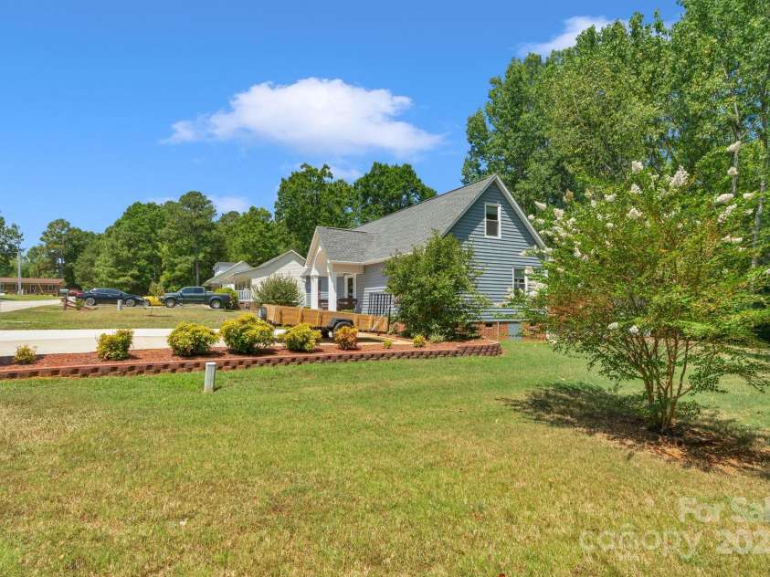 517 Grassy Creek Run, Chester, SC 29706.  MLS# CAR4285439, YatesRealty ID 29059. 