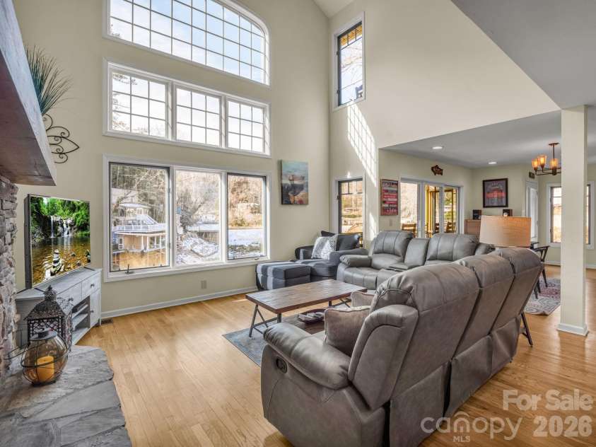 105 Tryon Bay Circle, Lake Lure, NC 28746.  MLS# CAR4353916, YatesRealty ID 2906. 