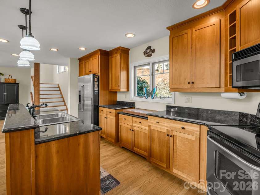 105 Tryon Bay Circle, Lake Lure, NC 28746.  MLS# CAR4353916, YatesRealty ID 2906. 
