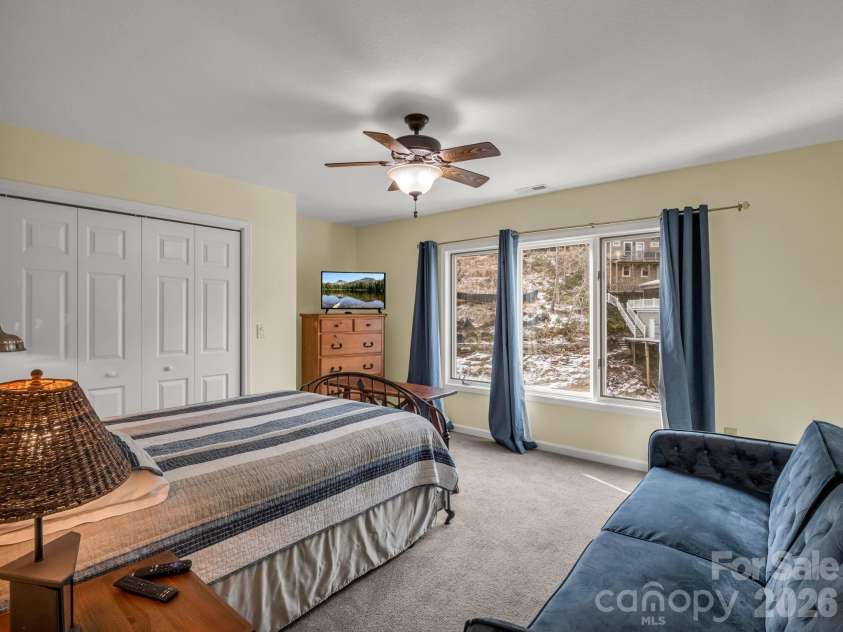 105 Tryon Bay Circle, Lake Lure, NC 28746.  MLS# CAR4353916, YatesRealty ID 2906. 