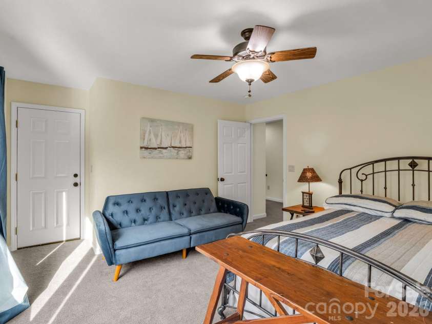 105 Tryon Bay Circle, Lake Lure, NC 28746.  MLS# CAR4353916, YatesRealty ID 2906. 