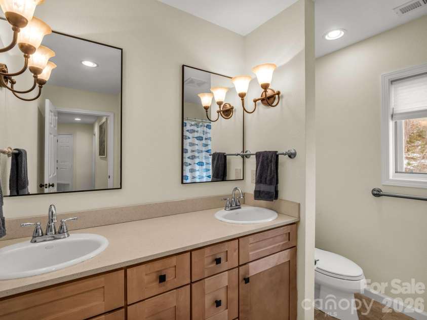 105 Tryon Bay Circle, Lake Lure, NC 28746.  MLS# CAR4353916, YatesRealty ID 2906. 