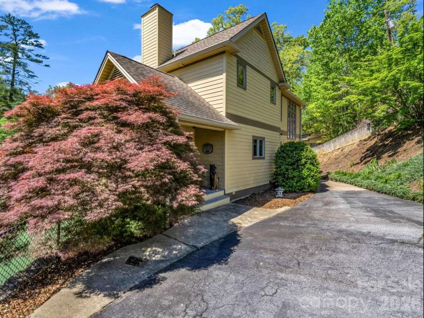 105 Tryon Bay Circle, Lake Lure, NC 28746.  MLS# CAR4353916, YatesRealty ID 2906. 