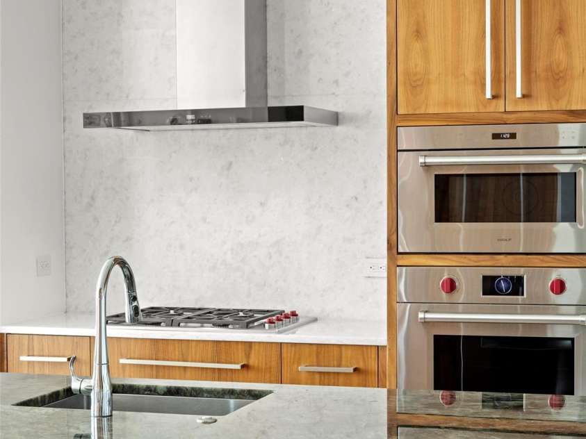 7 Patton Avenue, Asheville, NC 28801.  MLS# CAR4289791, YatesRealty ID 2906. 