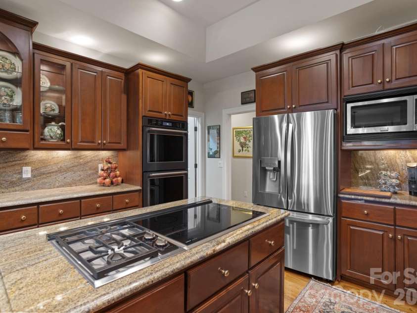 209 Pineholt Lane, Flat Rock, NC 28731.  MLS# CAR4387612, YatesRealty ID 29060. 
