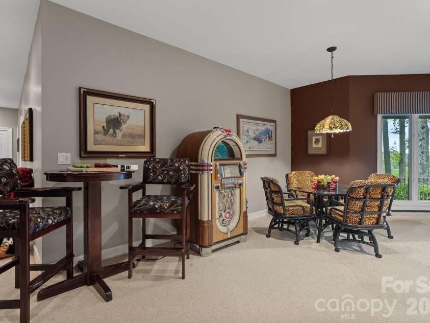 209 Pineholt Lane, Flat Rock, NC 28731.  MLS# CAR4387612, YatesRealty ID 29060. 