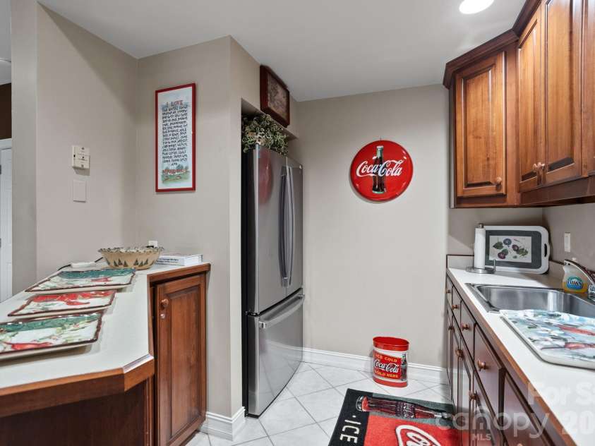 209 Pineholt Lane, Flat Rock, NC 28731.  MLS# CAR4387612, YatesRealty ID 29060. 