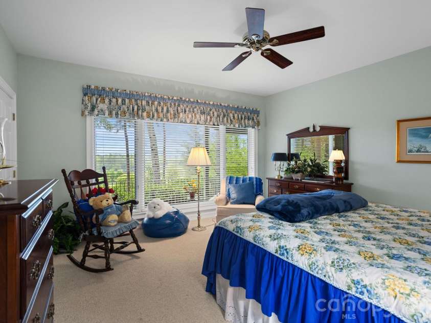 209 Pineholt Lane, Flat Rock, NC 28731.  MLS# CAR4387612, YatesRealty ID 29060. 
