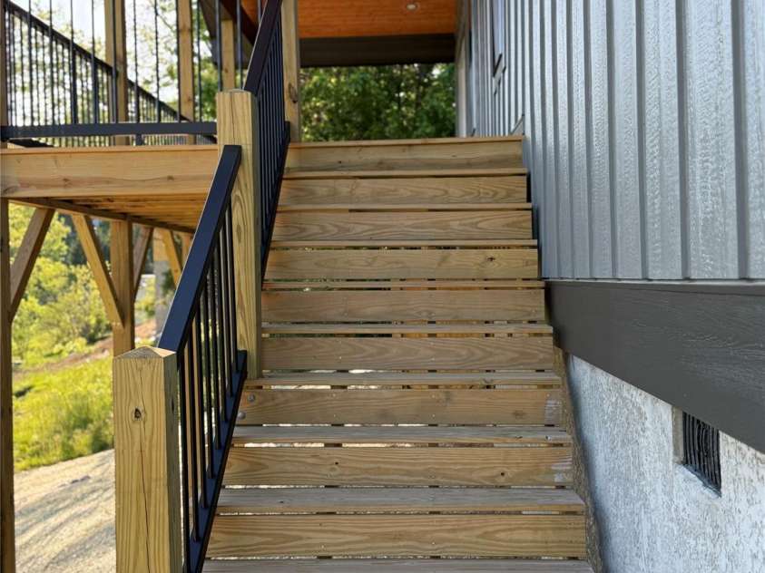 15 Woodchuck Cove, Alexander, NC 28701.  MLS# CAR4254403, YatesRealty ID 29062. Access to the Backyard