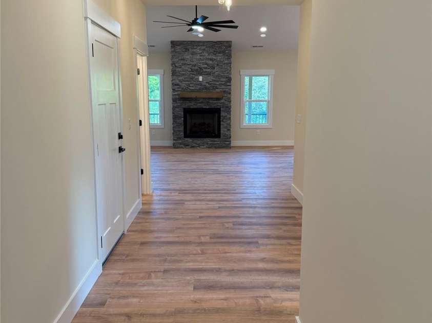 15 Woodchuck Cove, Alexander, NC 28701.  MLS# CAR4254403, YatesRealty ID 29062. Entryway