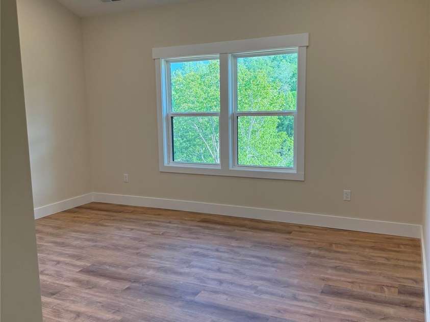 15 Woodchuck Cove, Alexander, NC 28701.  MLS# CAR4254403, YatesRealty ID 29062. Primary Bedroom