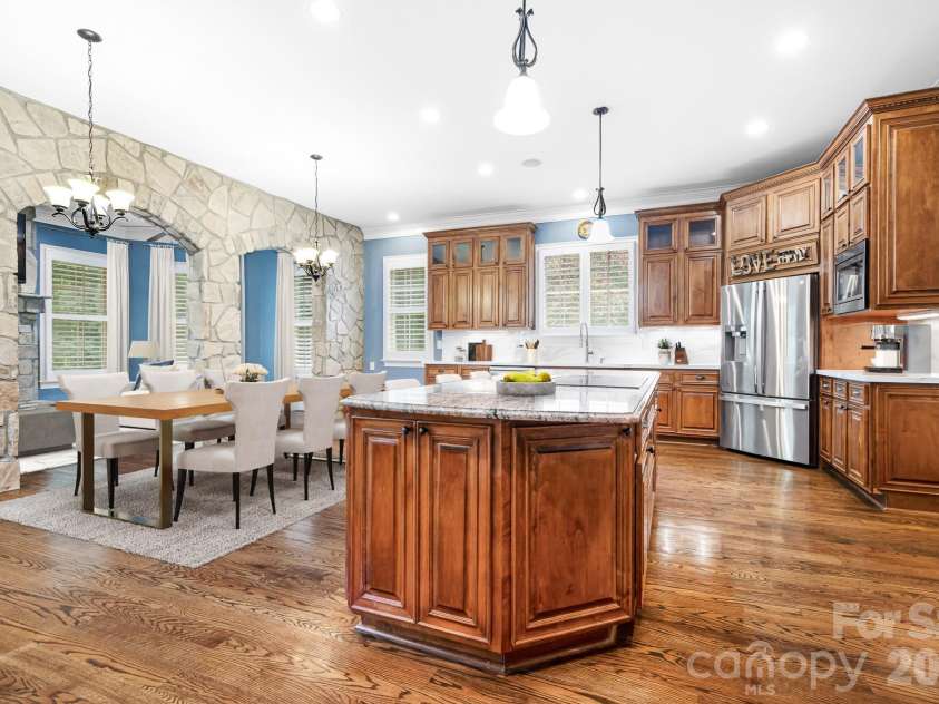 2215 Whiskery Drive, Waxhaw, NC 28173.  MLS# CAR4380861, YatesRealty ID 29062. 