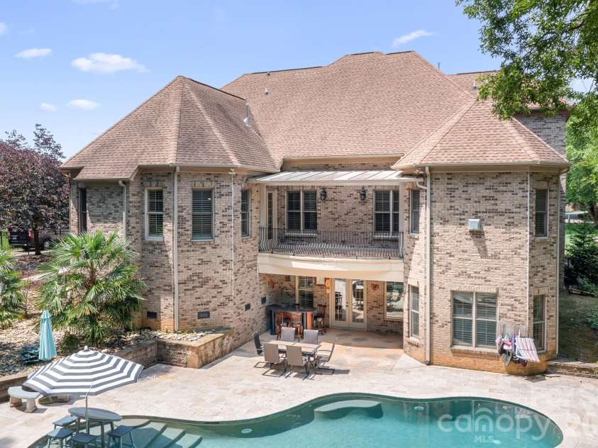 2215 Whiskery Drive, Waxhaw, NC 28173.  MLS# CAR4419528, YatesRealty ID 29062. 