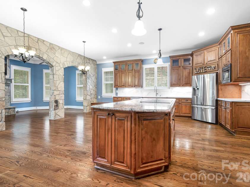 2215 Whiskery Drive, Waxhaw, NC 28173.  MLS# CAR4419528, YatesRealty ID 29062. 