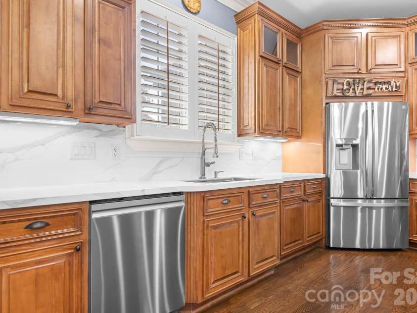 2215 Whiskery Drive, Waxhaw, NC 28173.  MLS# CAR4419528, YatesRealty ID 29062. 