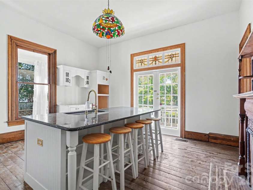 404 Kerr Street, Salisbury, NC 28144.  MLS# CAR4382853, YatesRealty ID 29063. 