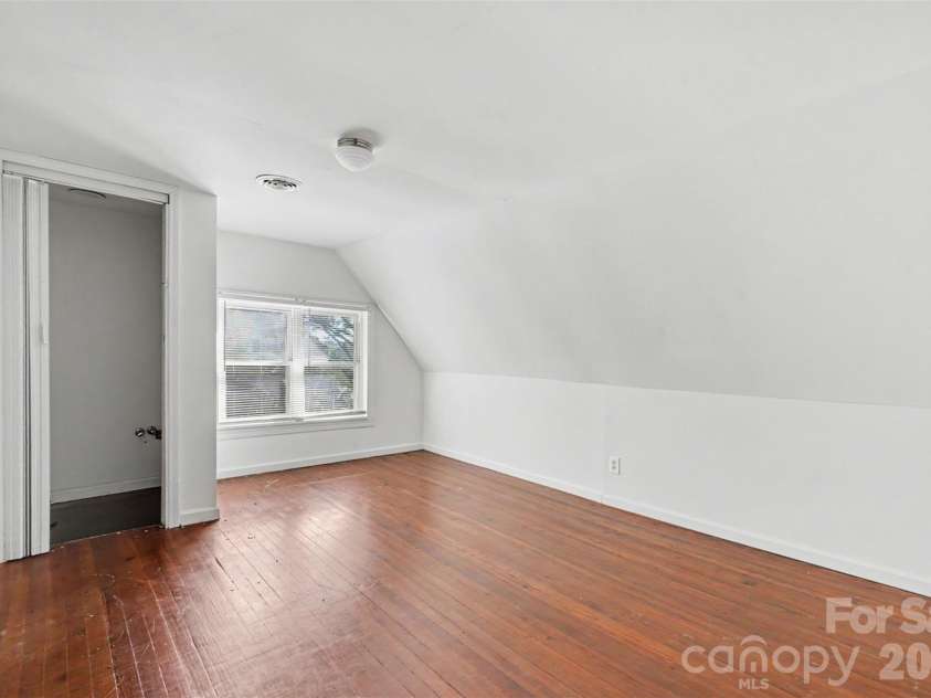 404 Kerr Street, Salisbury, NC 28144.  MLS# CAR4382853, YatesRealty ID 29063. 
