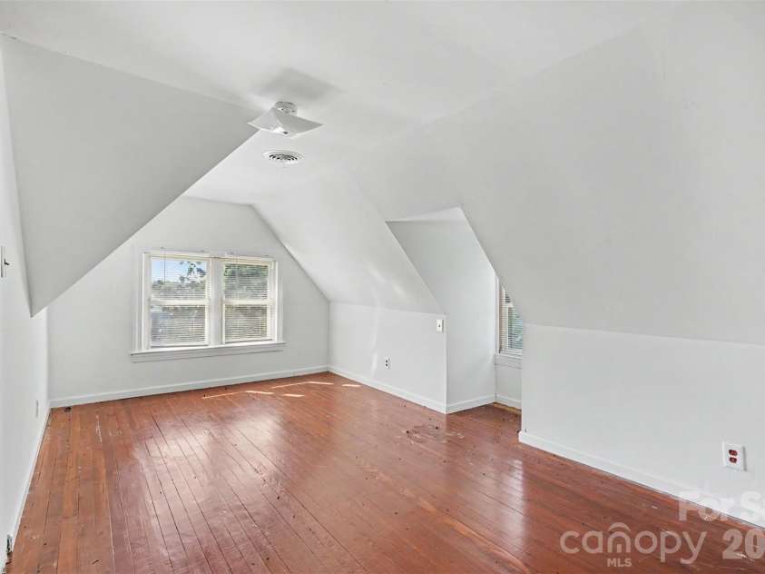 404 Kerr Street, Salisbury, NC 28144.  MLS# CAR4382853, YatesRealty ID 29063. 