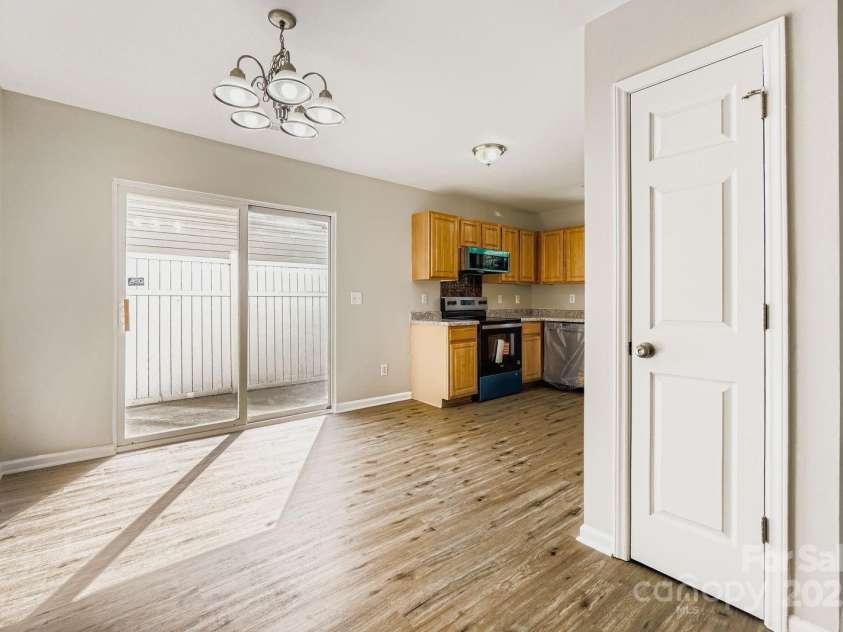 3703 Silver Ore Lane, Charlotte, NC 28216.  MLS# CAR4284225, YatesRealty ID 29064. 