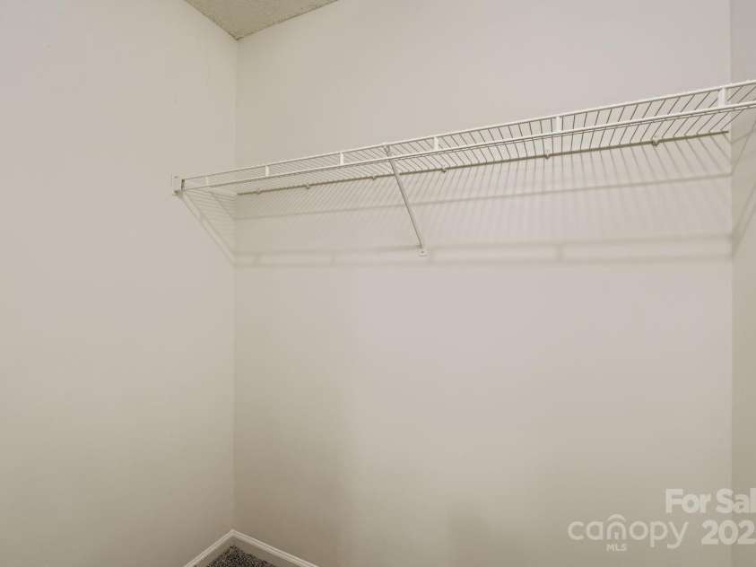 3703 Silver Ore Lane, Charlotte, NC 28216.  MLS# CAR4284225, YatesRealty ID 29064. 