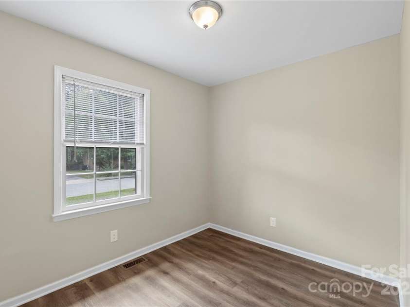 315 High Street, Rock Hill, SC 29730.  MLS# CAR4284037, YatesRealty ID 29066. 
