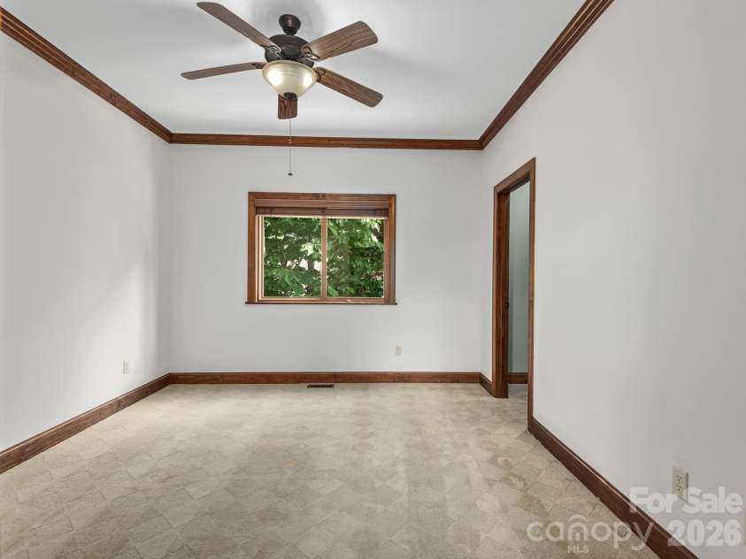 248 Wisdom Cove Road, Flat Rock, NC 28731.  MLS# CAR4357941, YatesRealty ID 29067. Additional bedroom on upper level w/walk in closet.