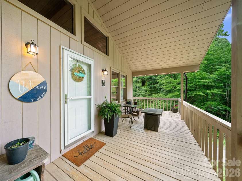 839 Mckinney Road, Burnsville, NC 28714.  MLS# CAR4388916, YatesRealty ID 29069. 