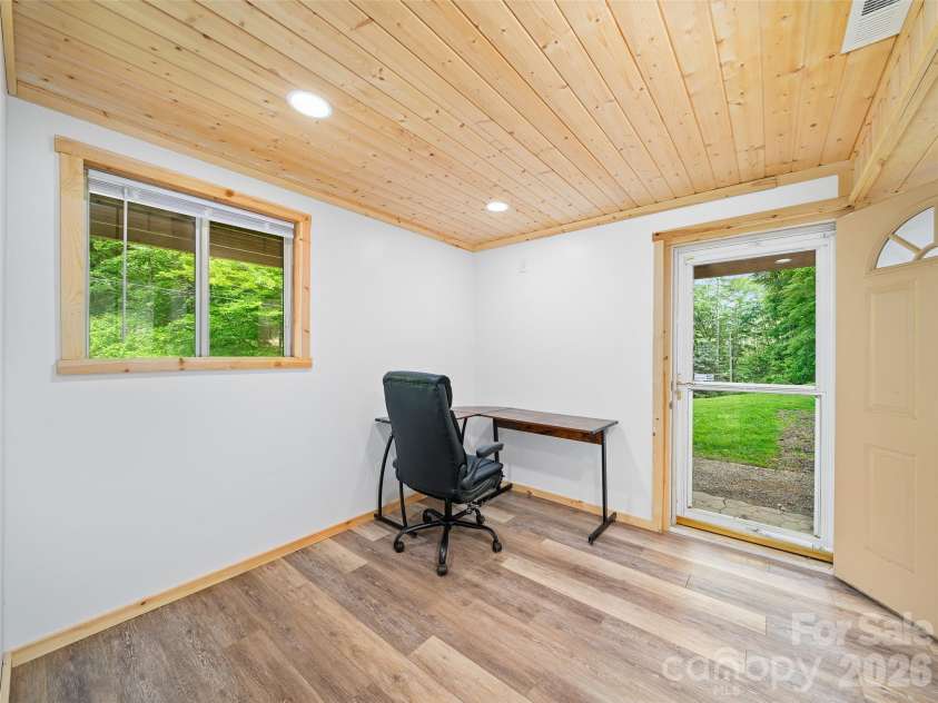 839 Mckinney Road, Burnsville, NC 28714.  MLS# CAR4388916, YatesRealty ID 29069. 