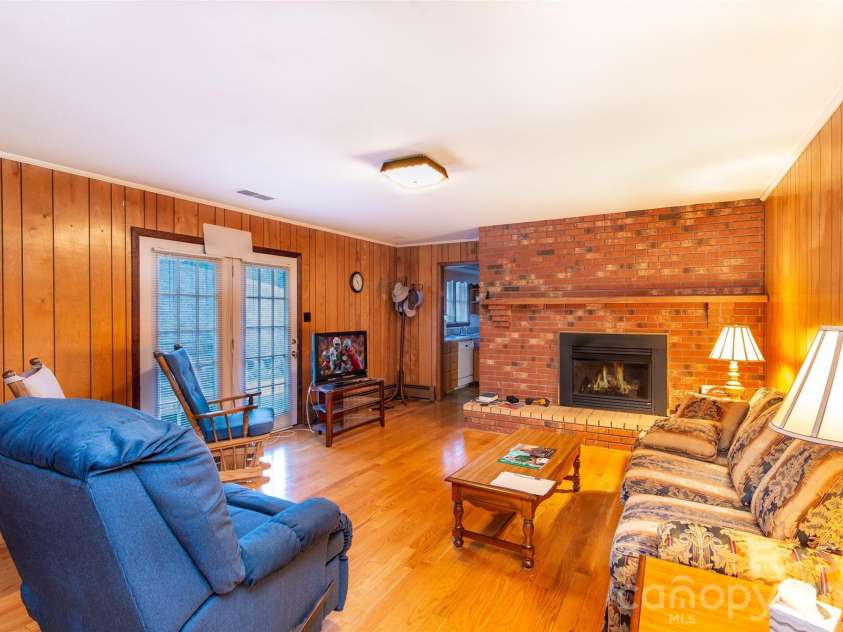 133 Harmony Hill, Sylva, NC 28725.  MLS# CAR4338240, YatesRealty ID 2907. 