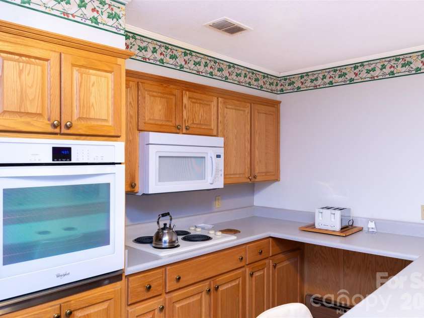 133 Harmony Hill, Sylva, NC 28725.  MLS# CAR4338240, YatesRealty ID 2907. 