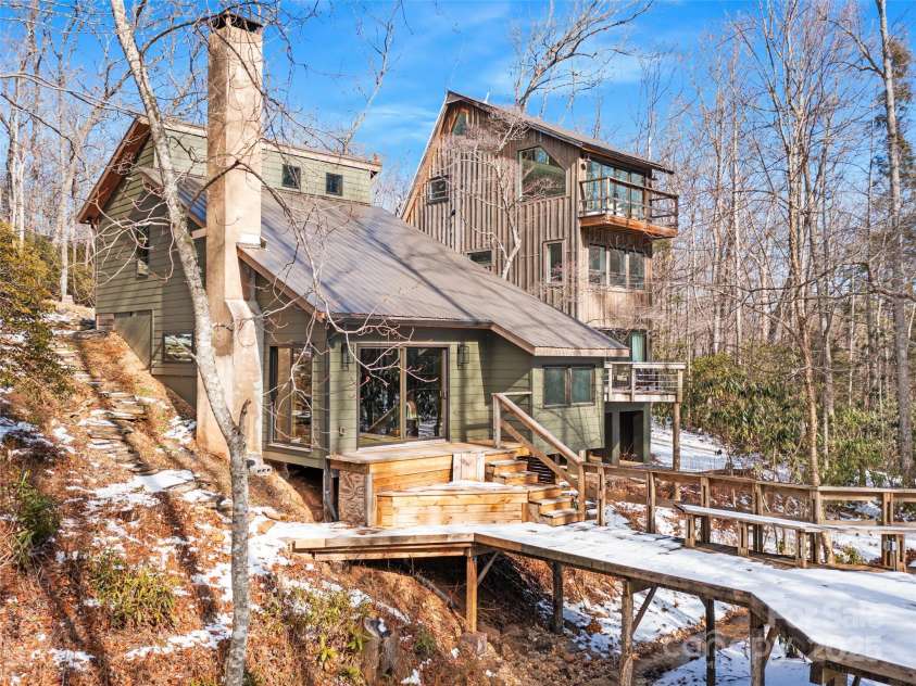 832 Patton Thicket Road, Burnsville, NC 28714.  MLS# CAR4215234, YatesRealty ID 2907. 