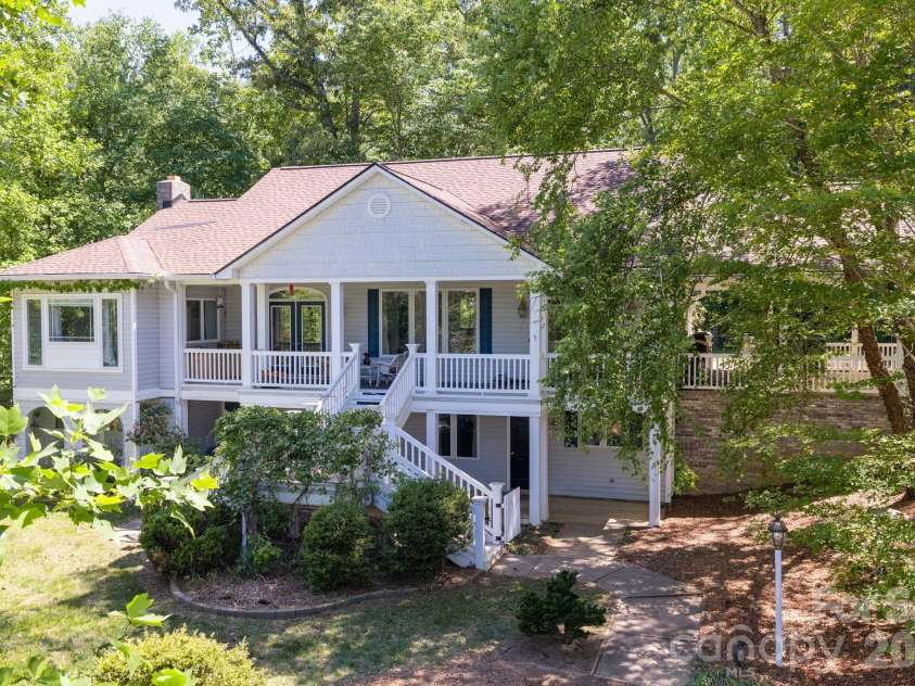 43 Charles Marlowe Drive, Fairview, NC 28730.  MLS# CAR4385183, YatesRealty ID 29070. Over 3000 square ft on over an acre, private magical setting in Fairview.