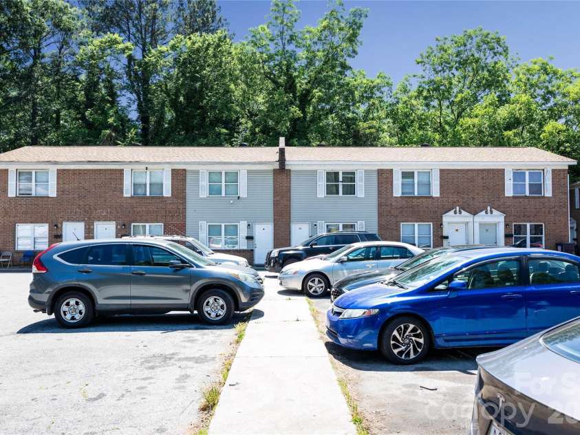 1100 Fisher Street, Salisbury, NC 28144.  MLS# CAR4387433, YatesRealty ID 29071. 