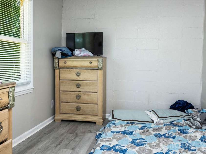 1100 Fisher Street, Salisbury, NC 28144.  MLS# CAR4387433, YatesRealty ID 29071. 